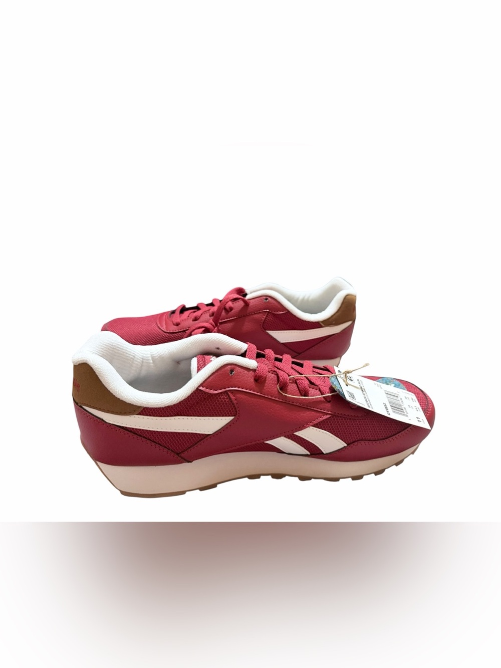 🌼🌟NIB Reebok Rewind Run Red and White Retro Runner Sneakers